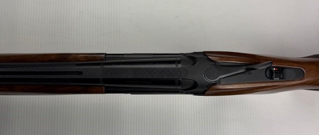 SGN 260220/001 Beretta 694 Black DLC Adj 12G RH 30" O/U - Image 2